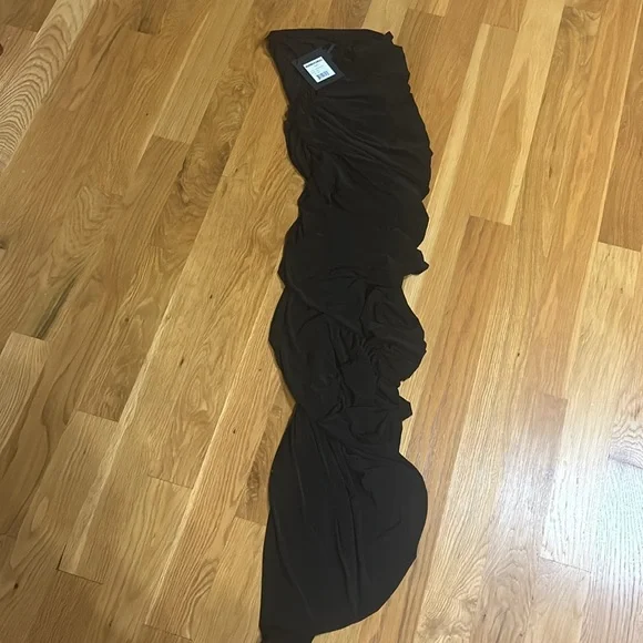 Norma Kamali Black One Shoulder Dress - Picture 6 of 8